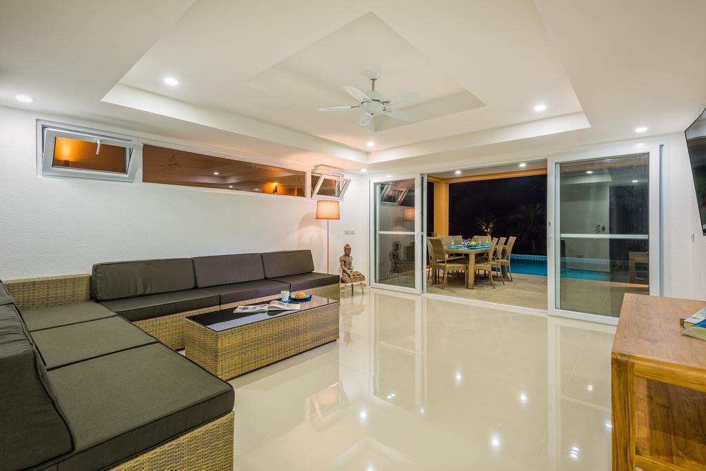 Sunset Emily Villas & Rooms Koh Chang Room photo